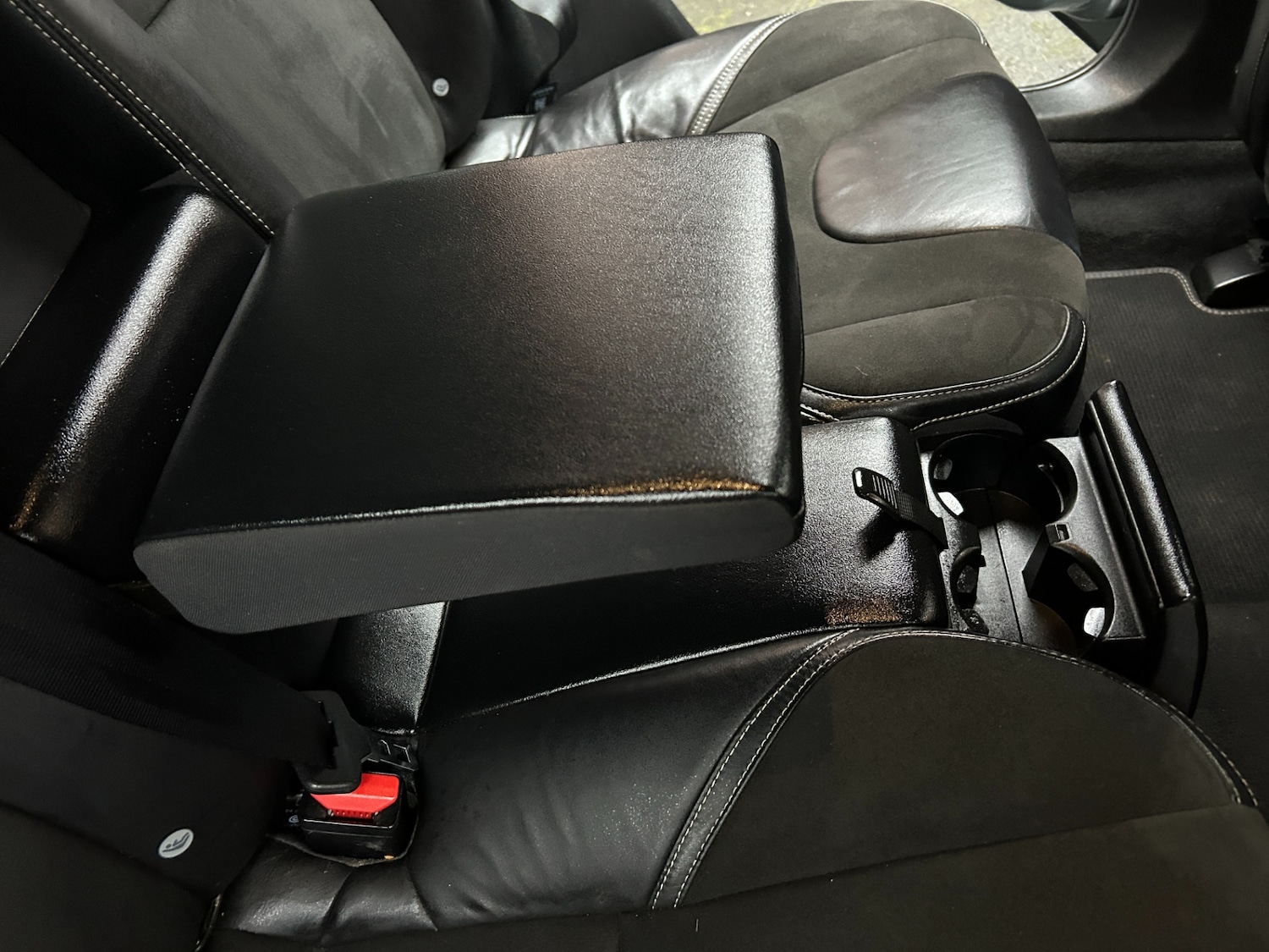 Used Volvo V40 2015 for sale - 77140571: Photo 21