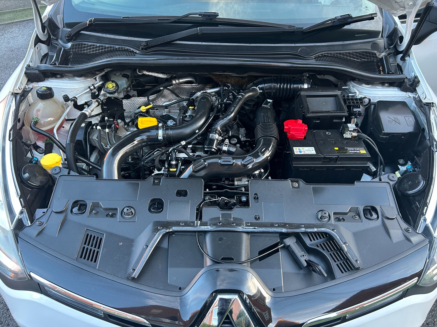 Used Renault Clio 2015 for sale - 76924784: Photo 13