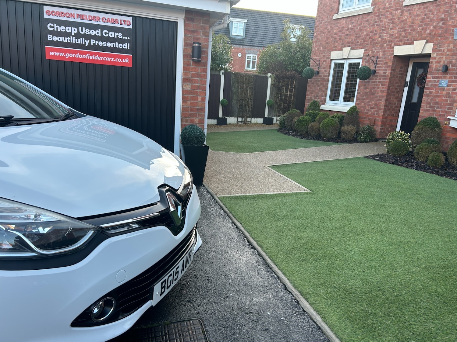 Used Renault Clio 2015 for sale - 76924784: Photo 14