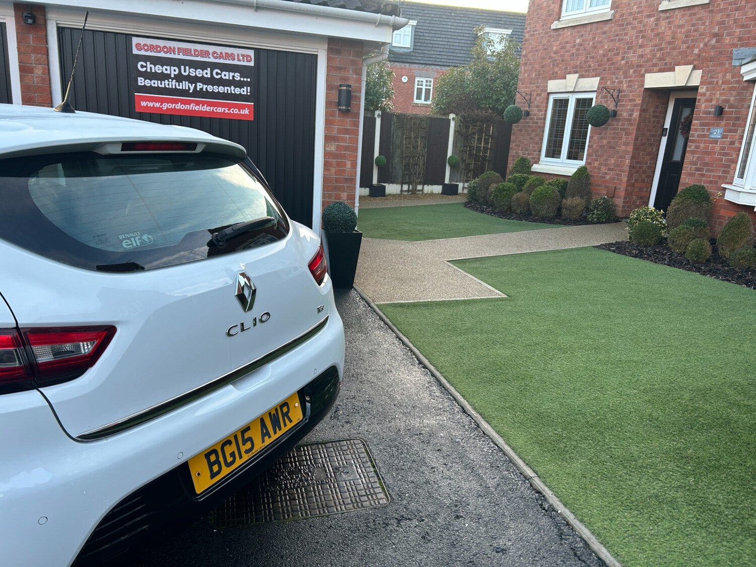 Used Renault Clio 2015 for sale - 76924784: Photo 15