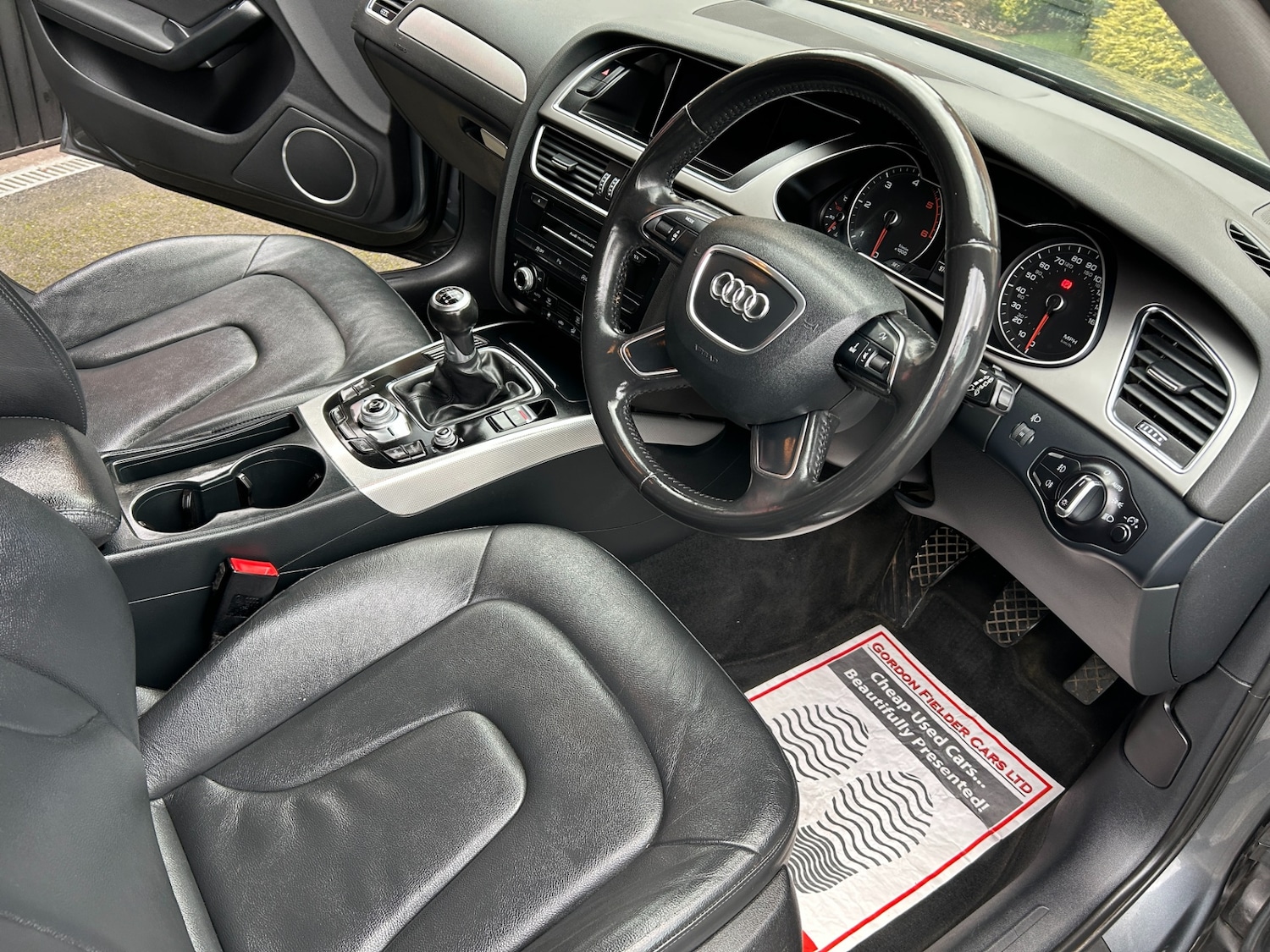 Used Audi A4 2013 for sale - 76383038: Photo 2