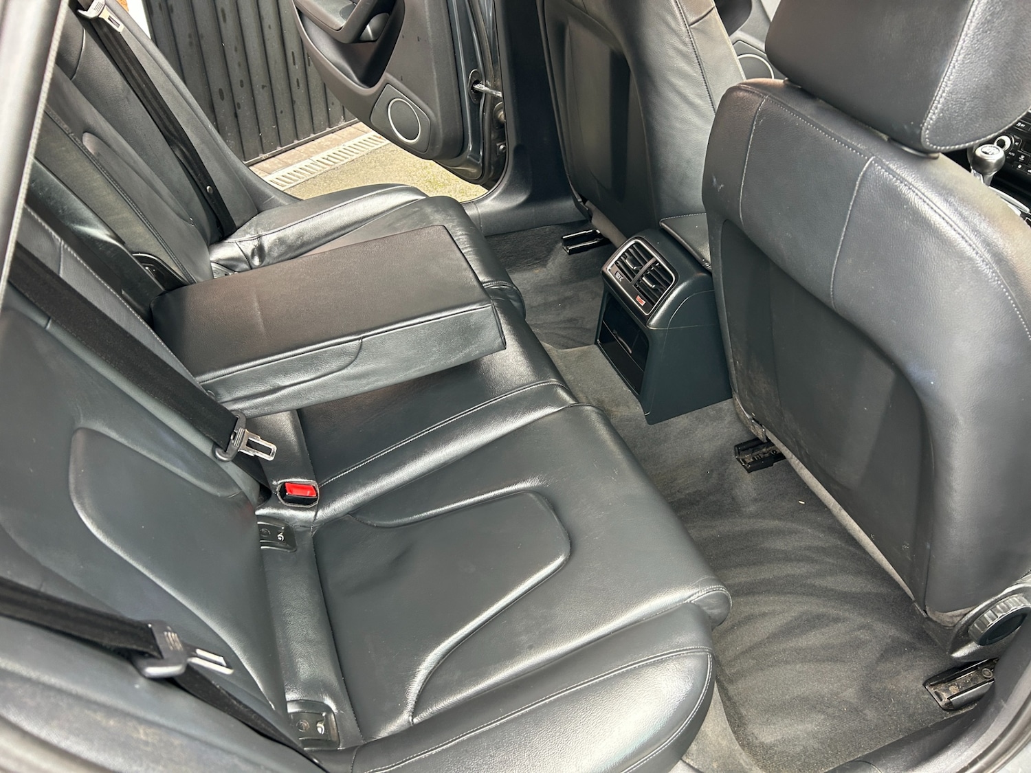 Used Audi A4 2013 for sale - 76383038: Photo 3