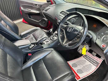 Used Honda Civic 2010 for sale - 75924561: Photo