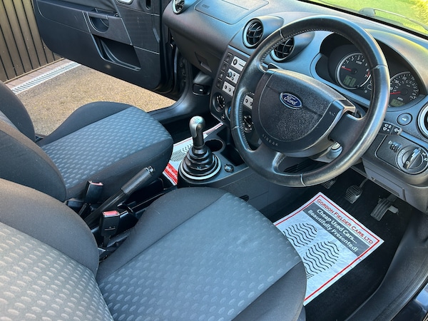 Used Ford Fiesta 2005 for sale - 76065373: Photo 6