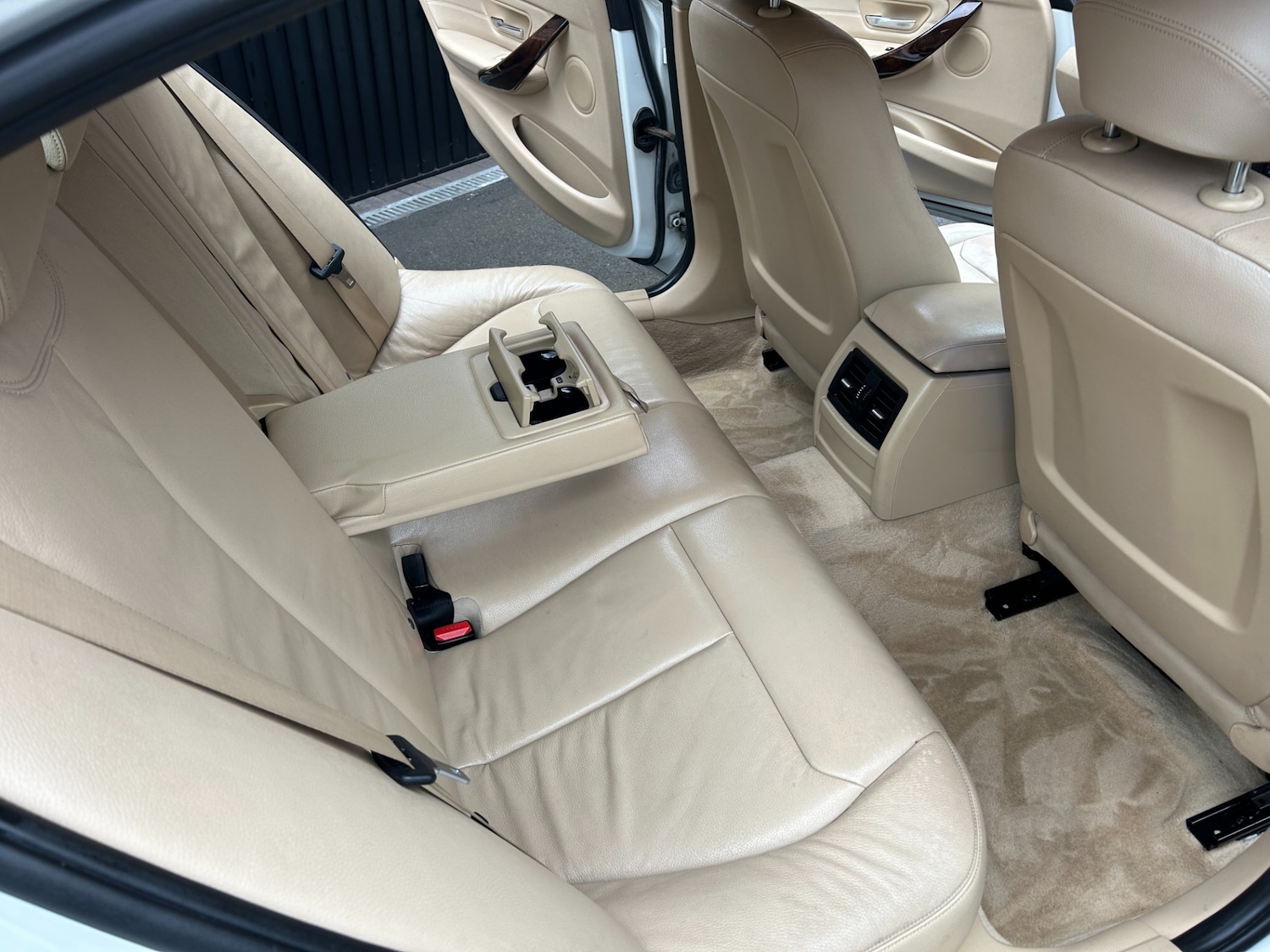 Used BMW 3 Series 2012 for sale - 76088935: Photo 3