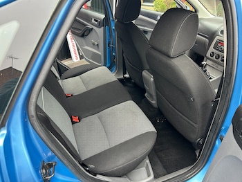Used Ford Focus 2011 for sale - 76271585: Photo 3