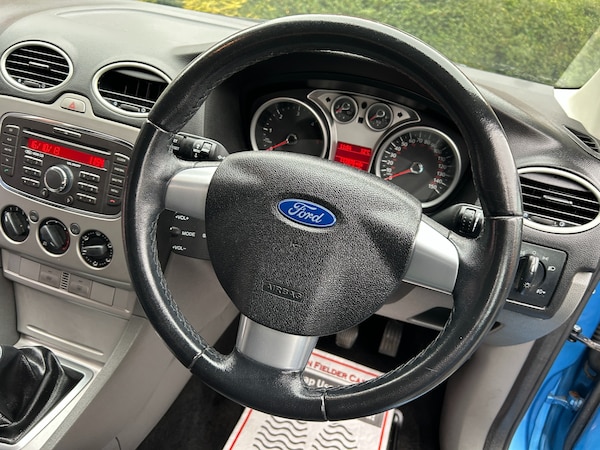 Used Ford Focus 2011 for sale - 76271585: Photo 6