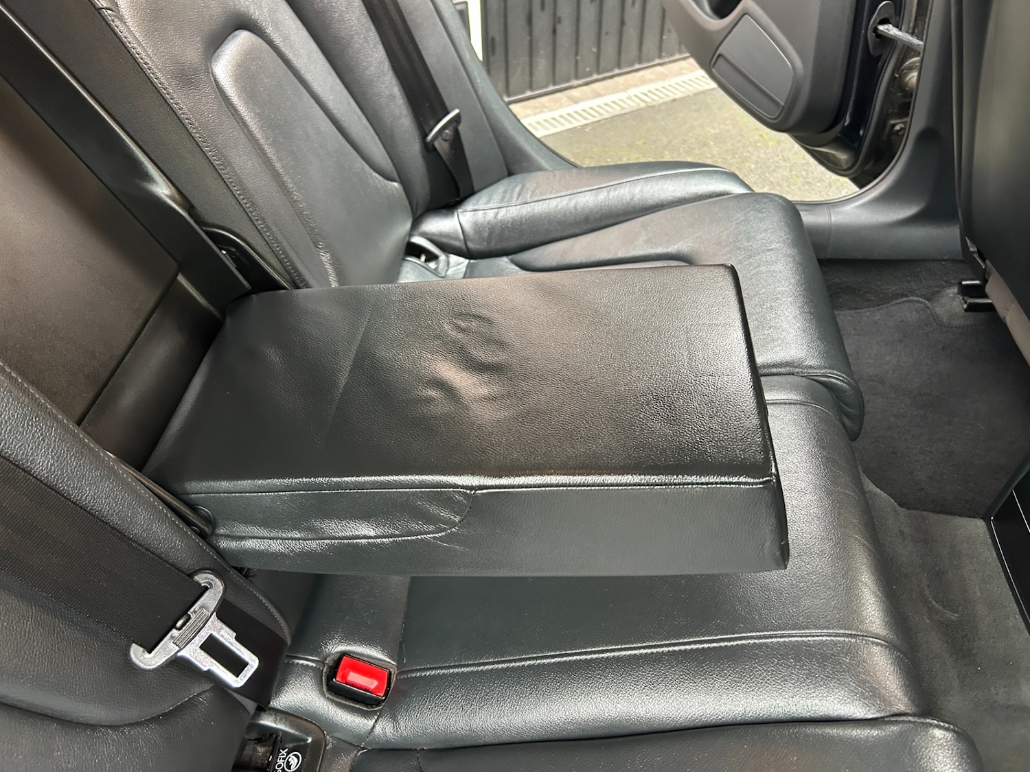 Used Audi A4 2013 for sale - 76351147: Photo 23