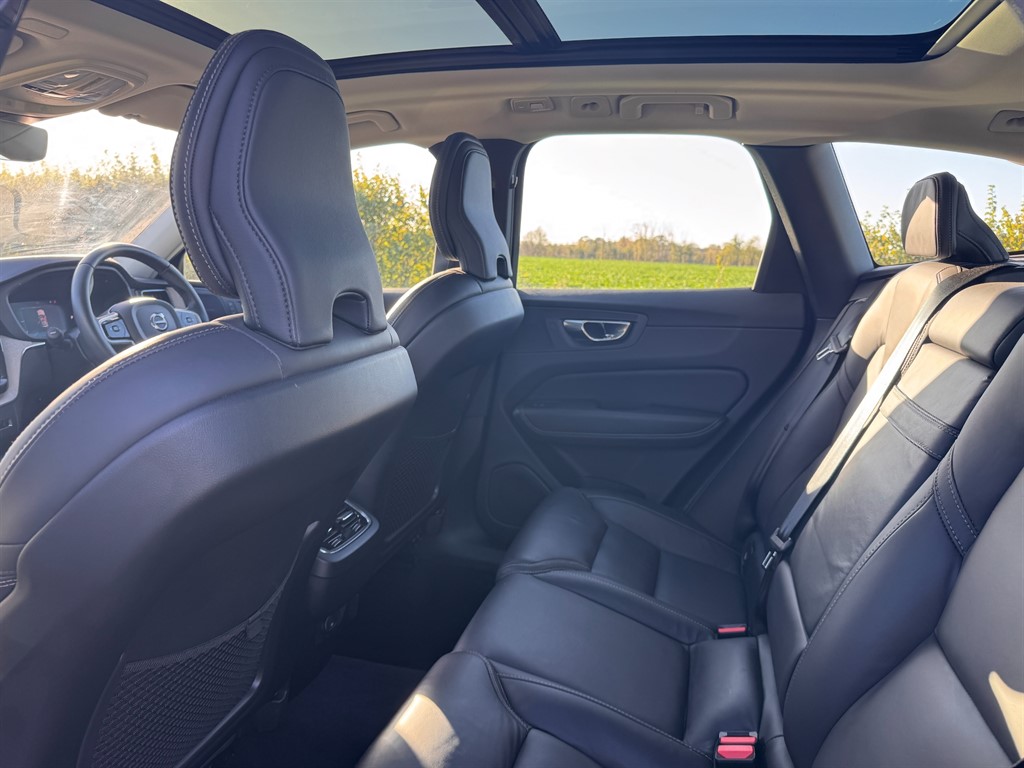 Used Volvo XC60 2021 for sale - 76366715: Photo 19