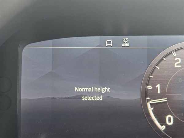 Used Land Rover Defender 110 2023 for sale - 76240973: Photo 26
