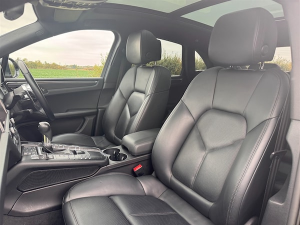 Used Porsche Macan 2020 for sale - 76241006: Photo 11