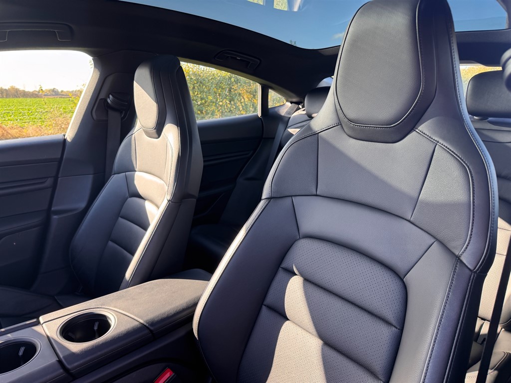 Used Porsche Taycan 2020 for sale - 76366712: Photo 13