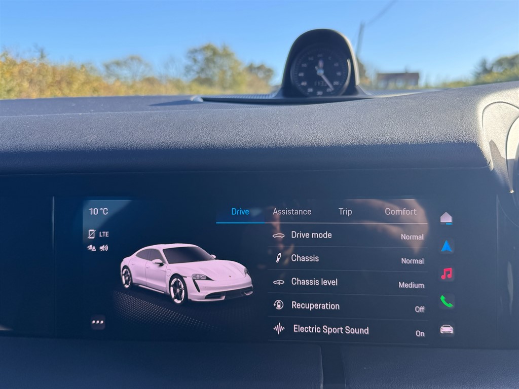 Used Porsche Taycan 2020 for sale - 76366712: Photo 24