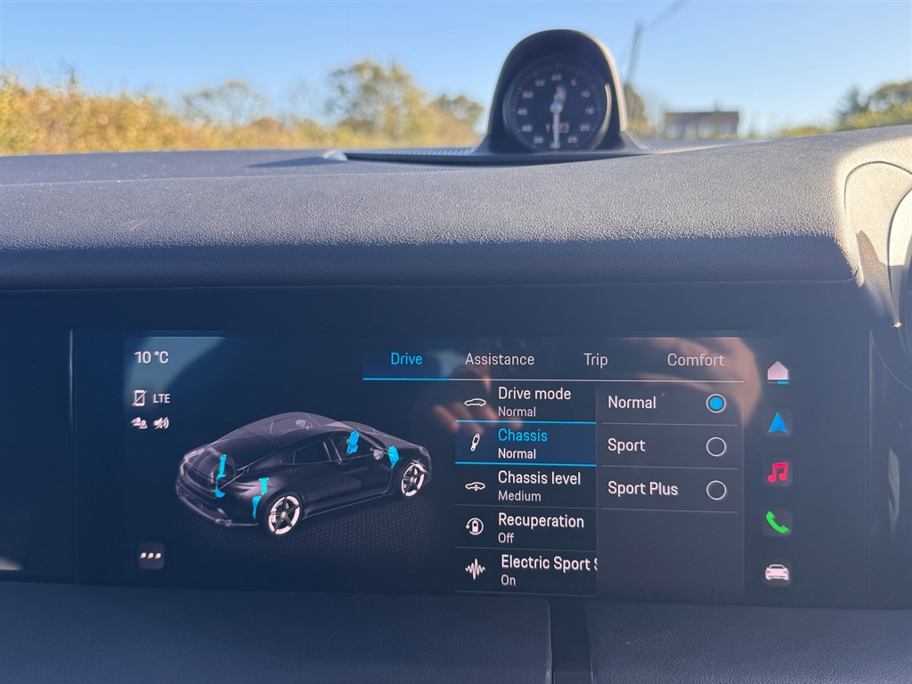 Used Porsche Taycan 2020 for sale - 76366712: Photo 25