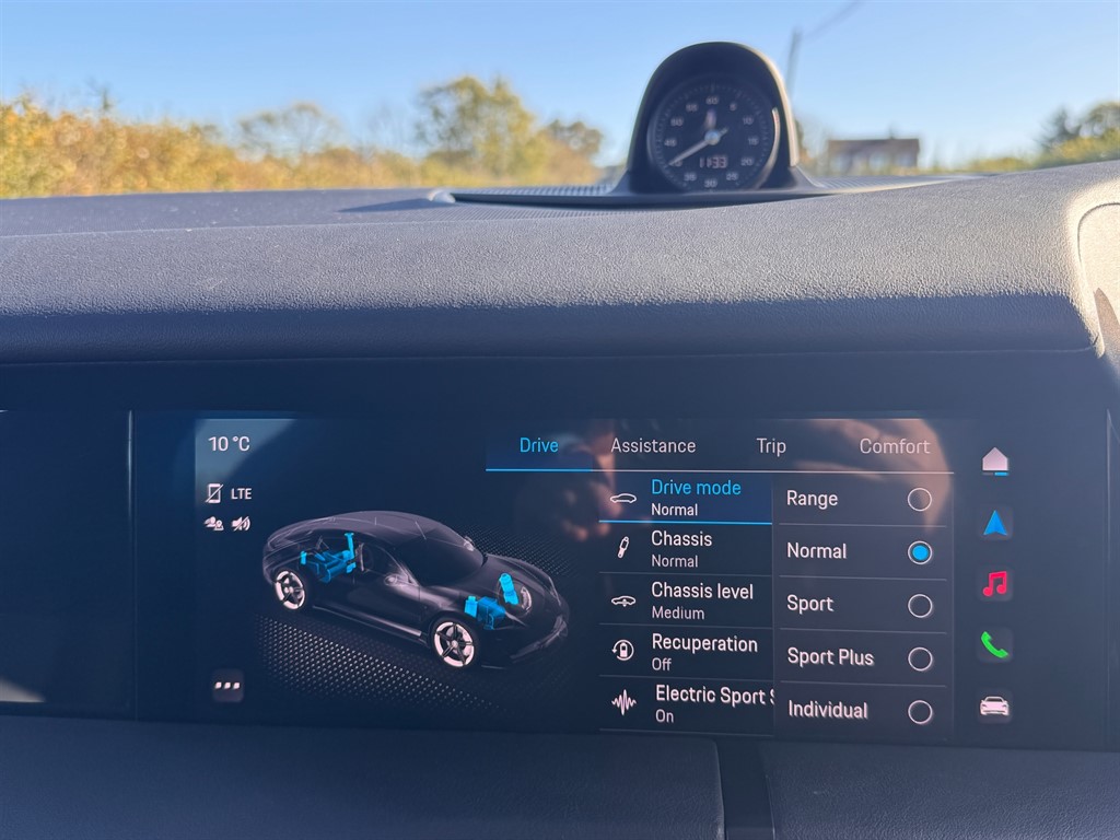 Used Porsche Taycan 2020 for sale - 76366712: Photo 26