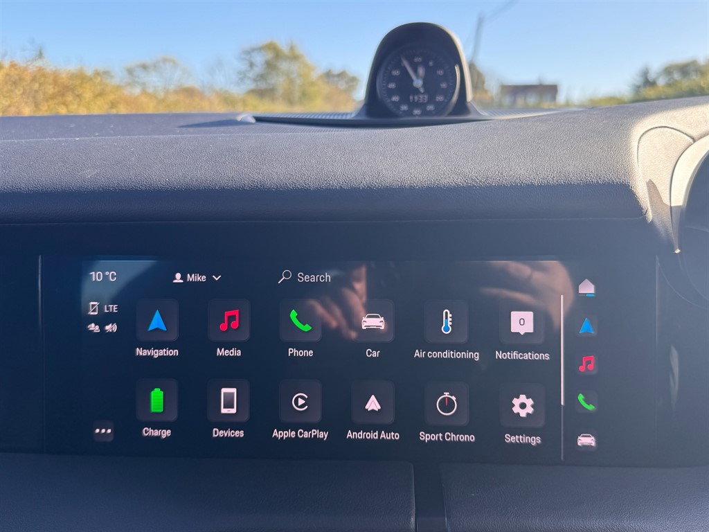 Used Porsche Taycan 2020 for sale - 76366712: Photo 28