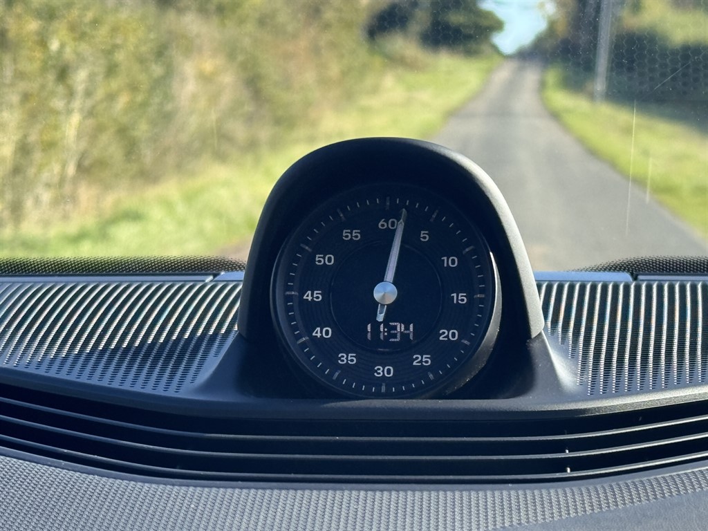 Used Porsche Taycan 2020 for sale - 76366712: Photo 31