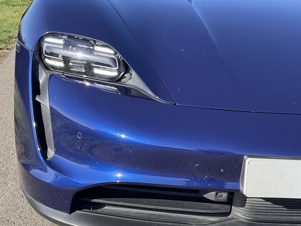 Used Porsche Taycan 2020 for sale - 76366712: Photo 33