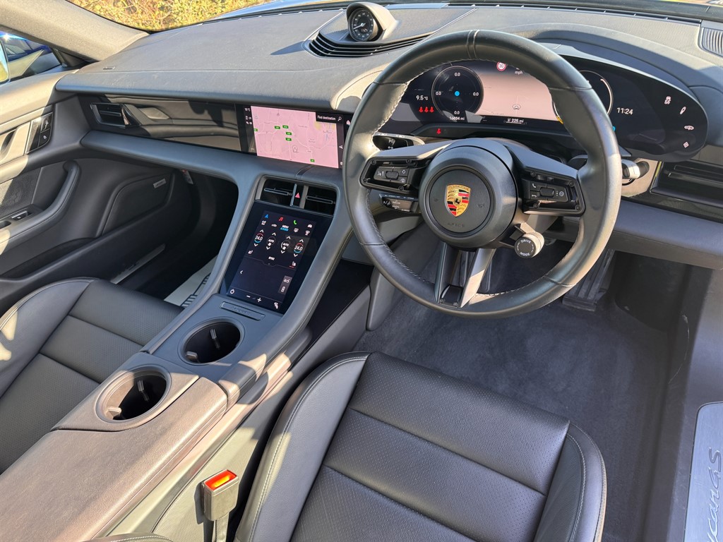 Used Porsche Taycan 2020 for sale - 76366712: Photo 6