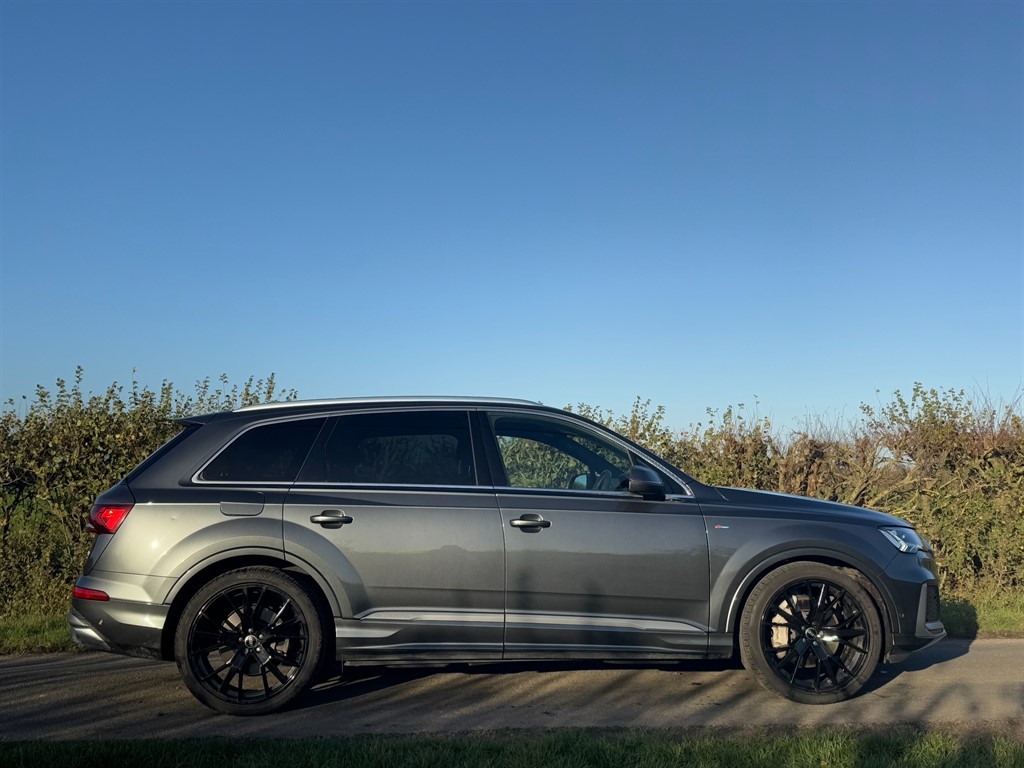 Used Audi Q7 2022 for sale - 76587115: Photo 2