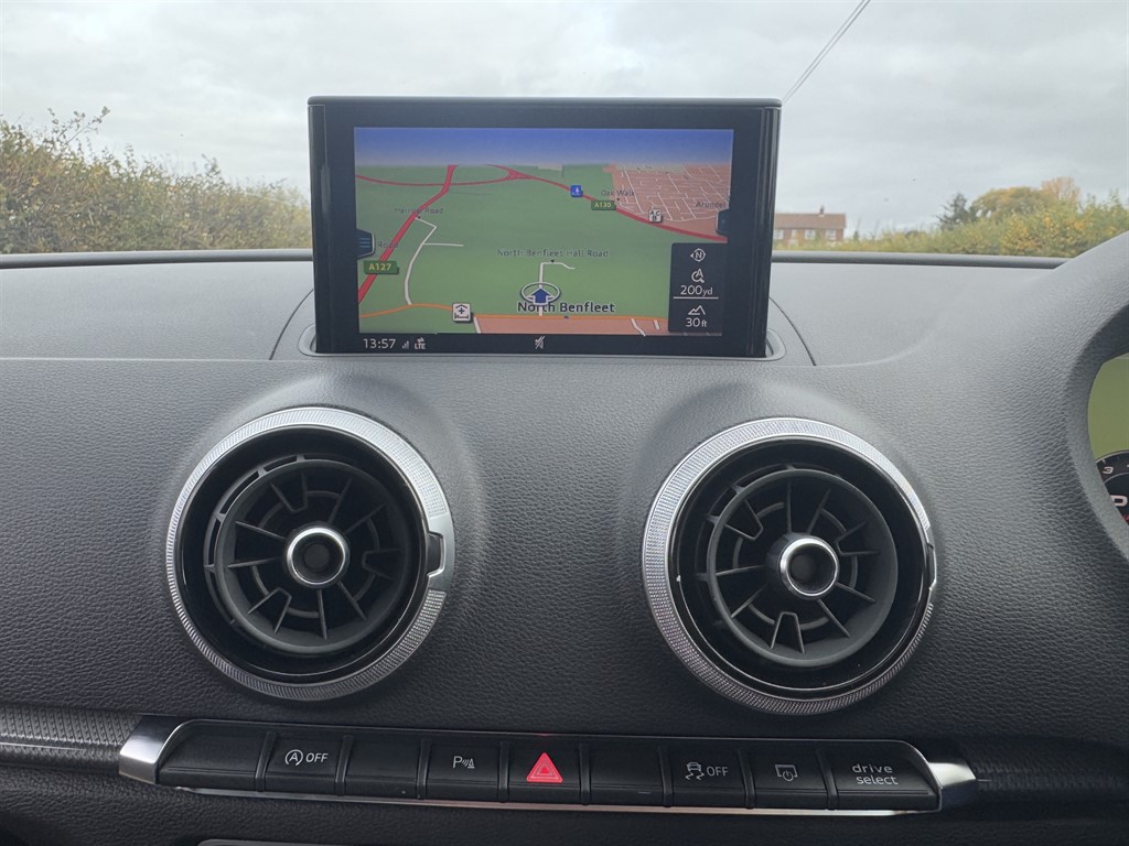 Used Audi RS3 2018 for sale - 76438238: Photo 8