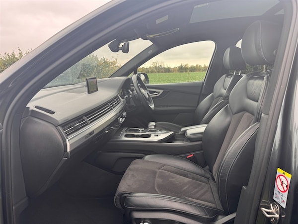 Used Audi Q7 2018 for sale - 76209098: Photo 13