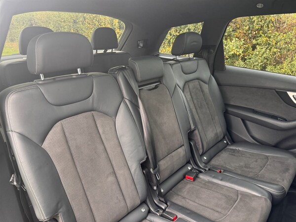 Used Audi Q7 2018 for sale - 76209098: Photo 15