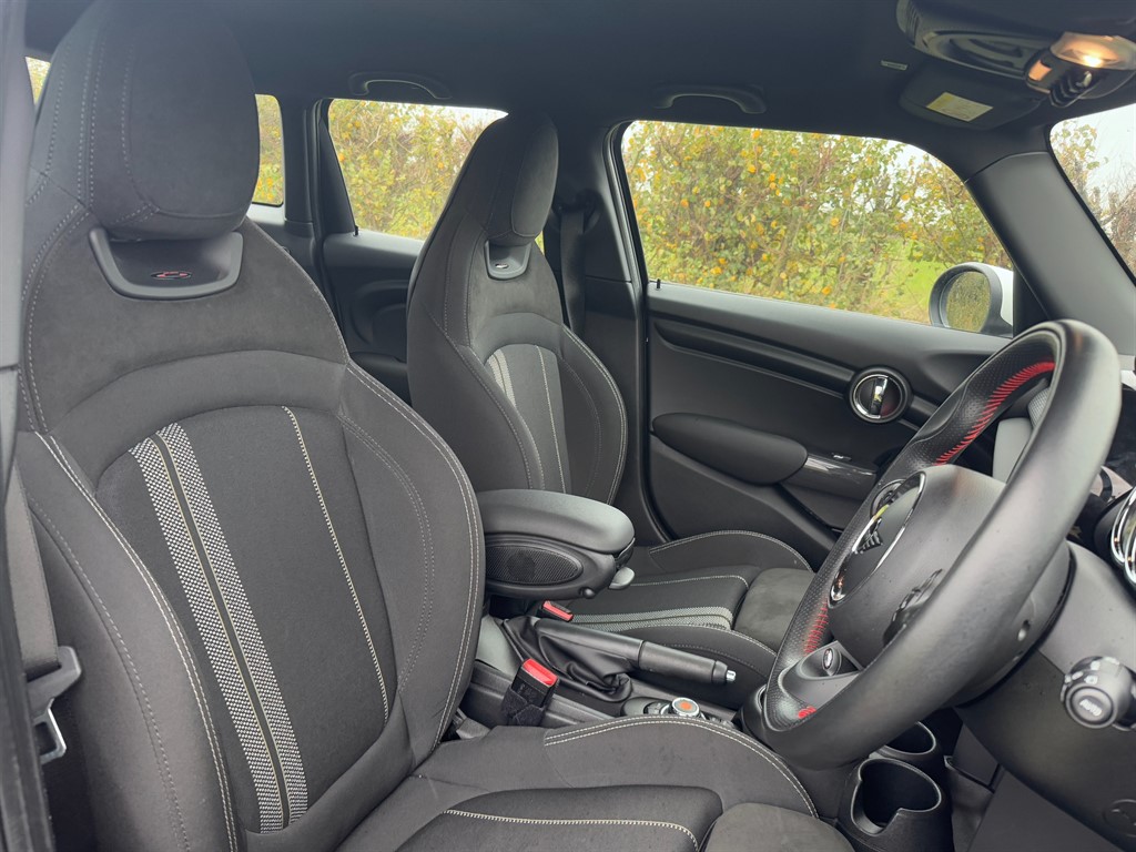 Used MINI Hatch 2020 for sale - 76494165: Photo 6