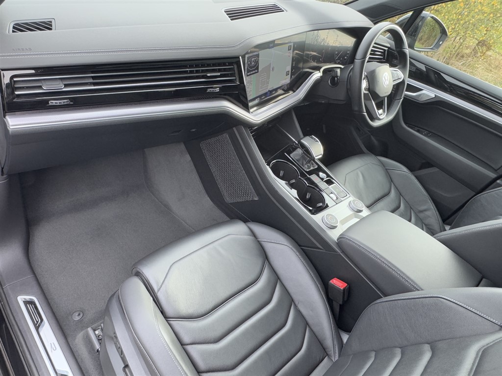 Used Volkswagen Touareg 2022 for sale - 76494205: Photo 17