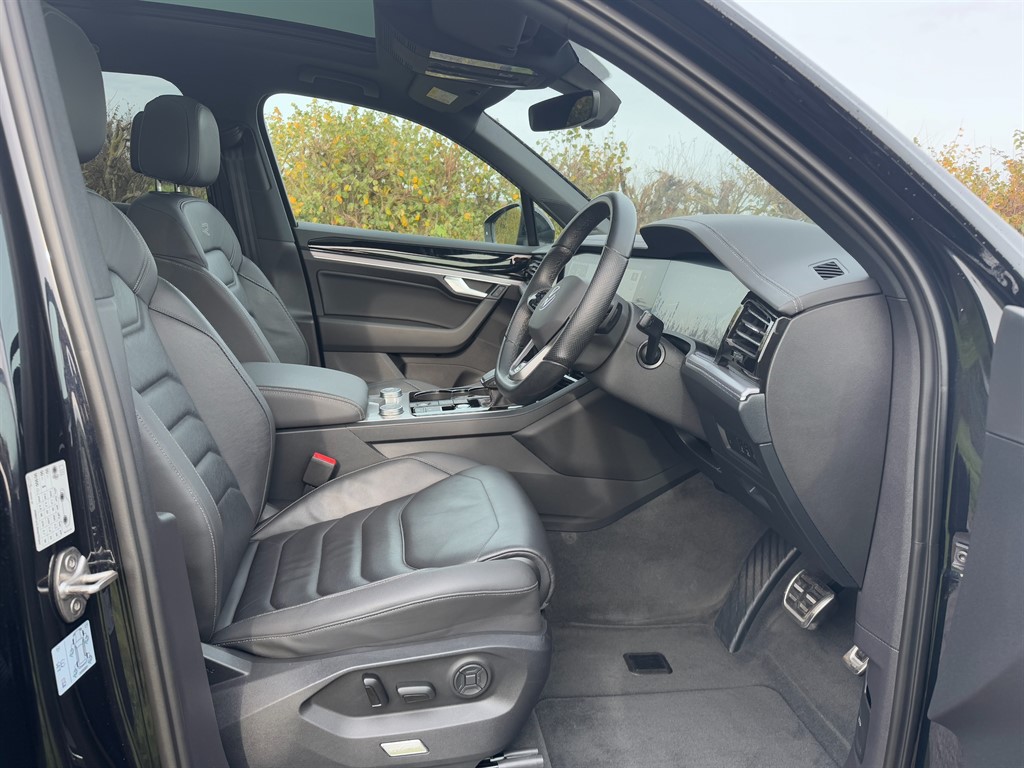 Used Volkswagen Touareg 2022 for sale - 76494205: Photo 7