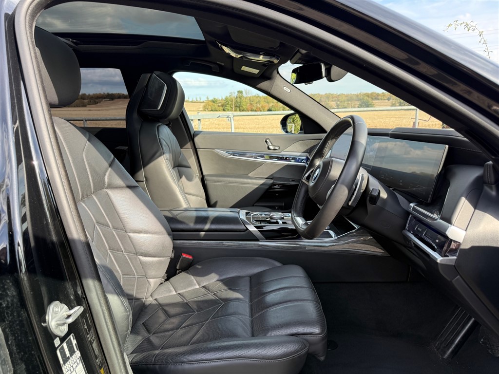 Used BMW 7 Series 2023 for sale - 76086932: Photo 10
