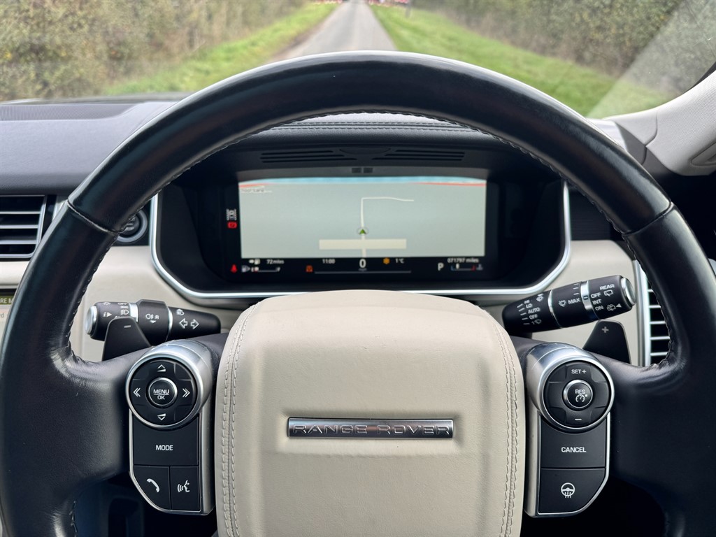 Used Land Rover Range Rover 2017 for sale - 76615887: Photo 11