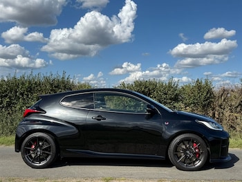 Used Toyota Yaris 2021 for sale - 75910714: Photo