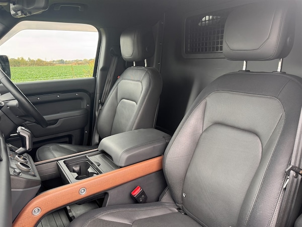 Used Land Rover Defender 110 2023 for sale - 76240986: Photo 12
