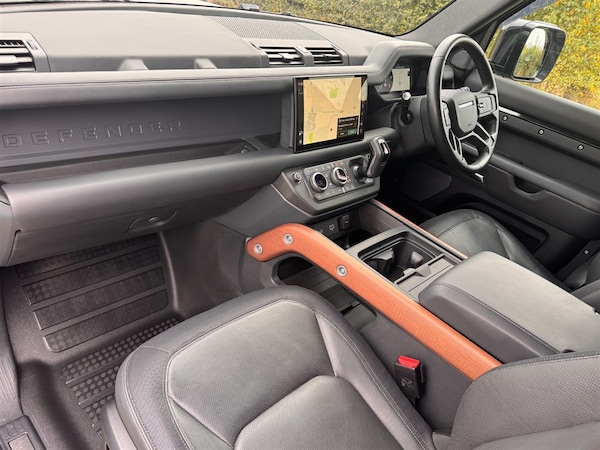 Used Land Rover Defender 110 2023 for sale - 76240986: Photo 14