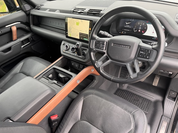 Used Land Rover Defender 110 2023 for sale - 76240986: Photo 6