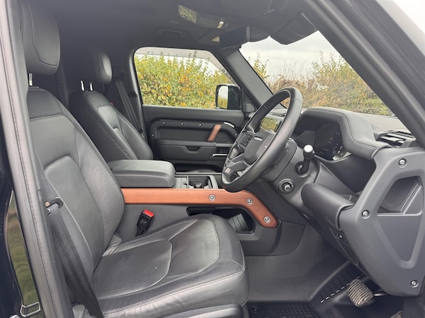 Used Land Rover Defender 110 2023 for sale - 76240986: Photo 7