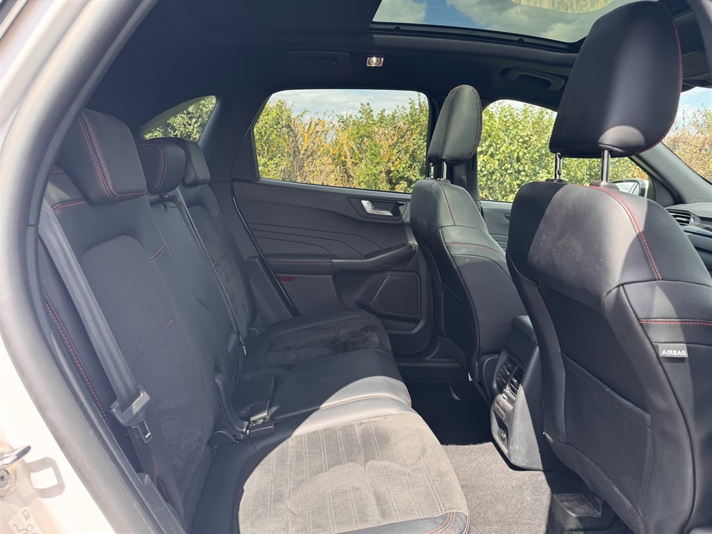 Used Ford Kuga 2022 for sale - 76745623: Photo 17