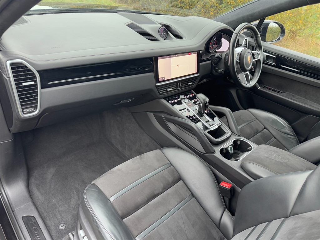 Used Porsche Cayenne 2020 for sale - 76494200: Photo 17