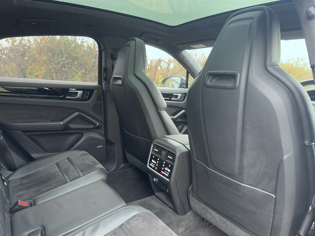 Used Porsche Cayenne 2020 for sale - 76494200: Photo 20