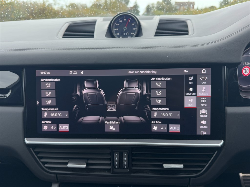 Used Porsche Cayenne 2020 for sale - 76494200: Photo 31