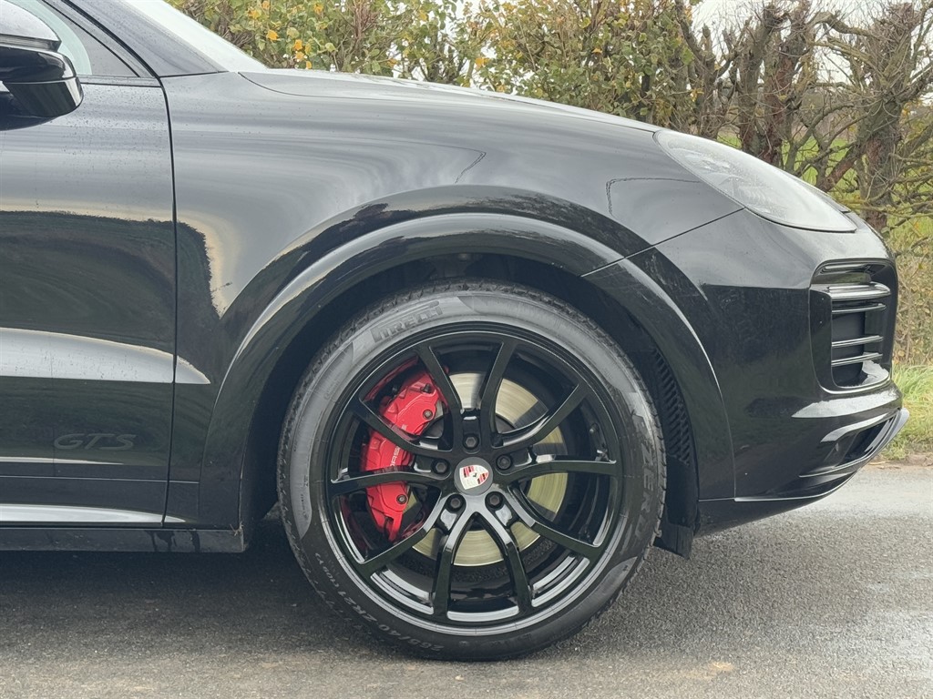 Used Porsche Cayenne 2020 for sale - 76494200: Photo 43