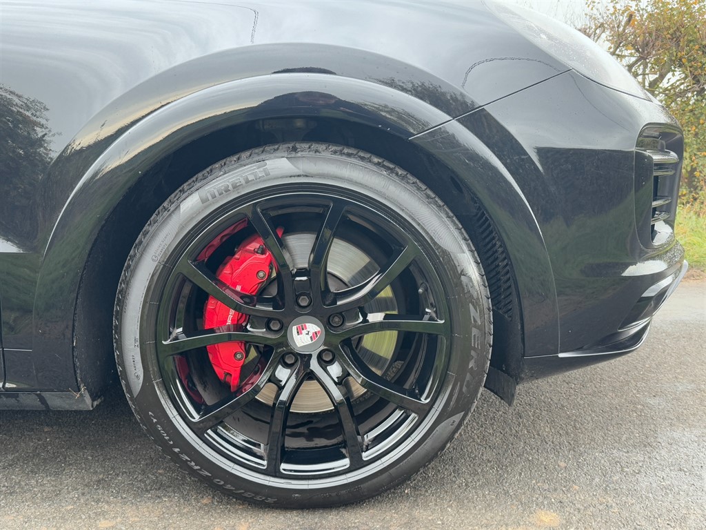 Used Porsche Cayenne 2020 for sale - 76494200: Photo 44