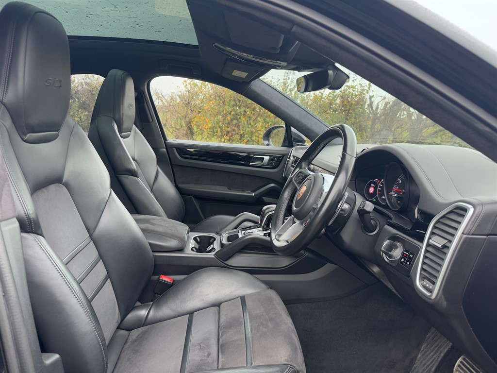 Used Porsche Cayenne 2020 for sale - 76494200: Photo 7