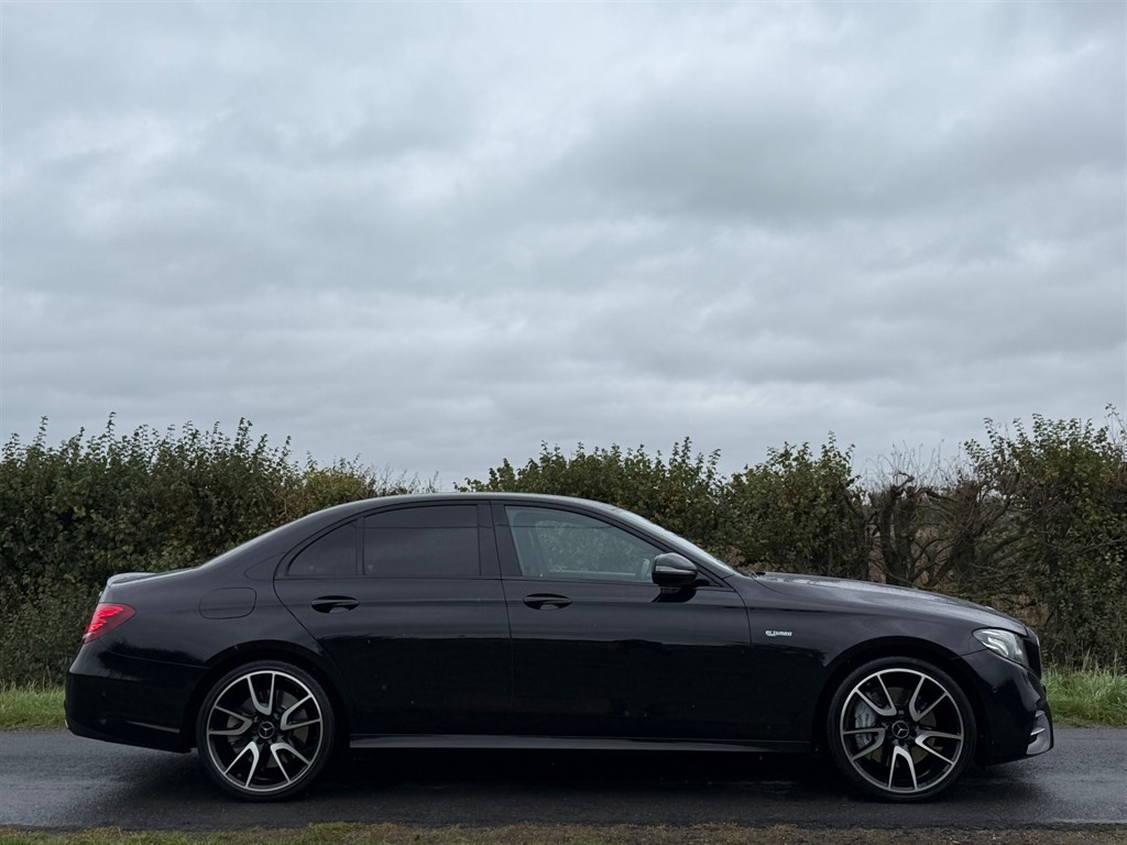Used Mercedes-Benz E-Class 2017 for sale - 76161655: Photo 2