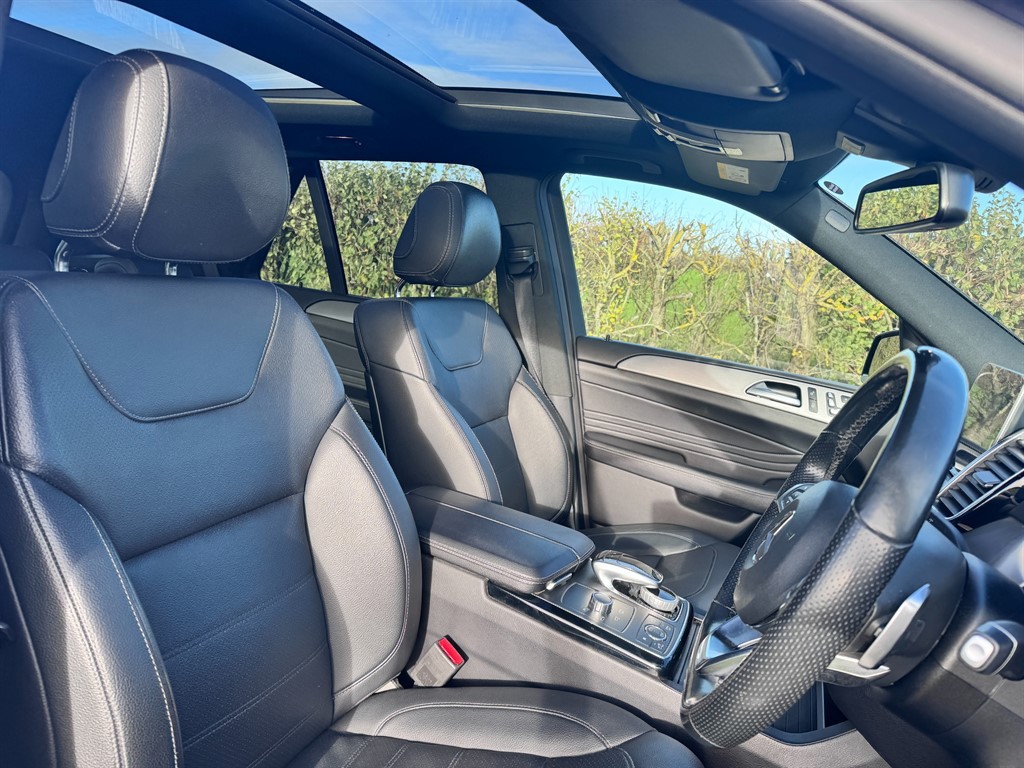 Used Mercedes-Benz GLE 2018 for sale - 76640620: Photo 9