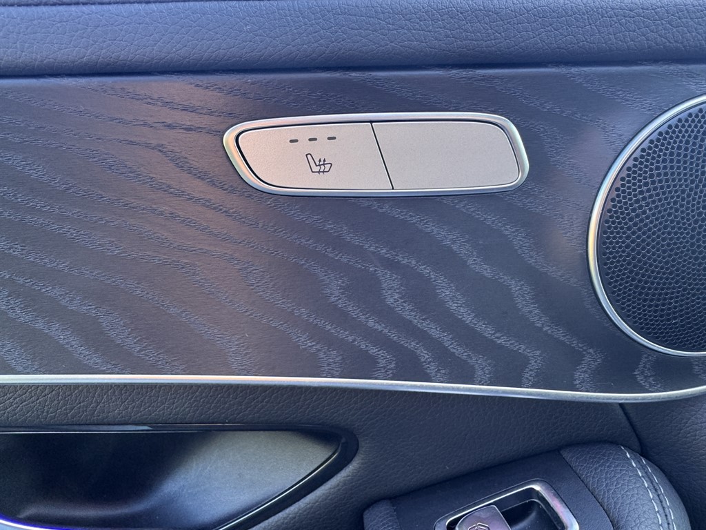 Used Mercedes-Benz GLC 2020 for sale - 76086933: Photo 18