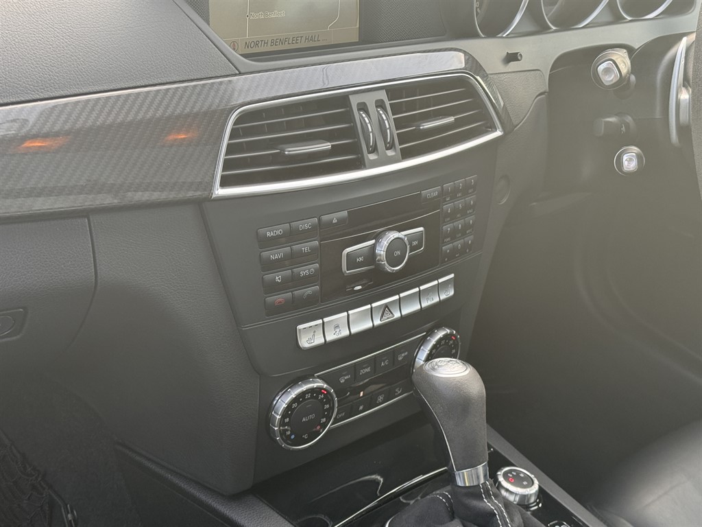 Used Mercedes-Benz C Class 2014 for sale - 76404960: Photo 17