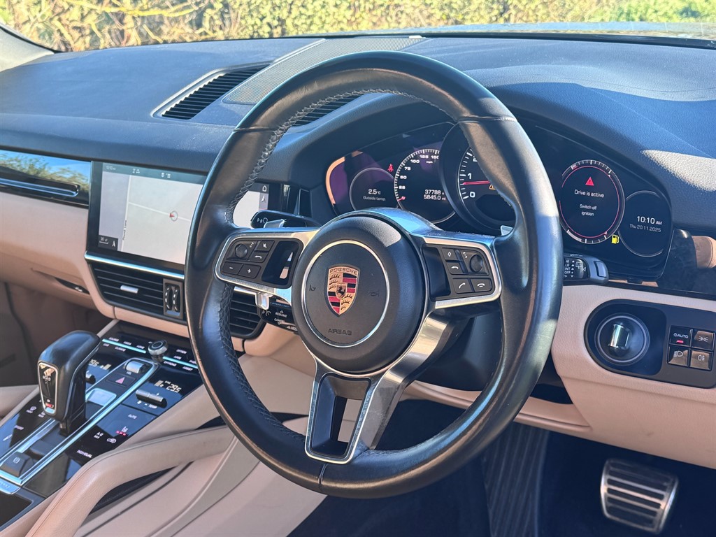 Used Porsche Cayenne 2018 for sale - 76628507: Photo 10
