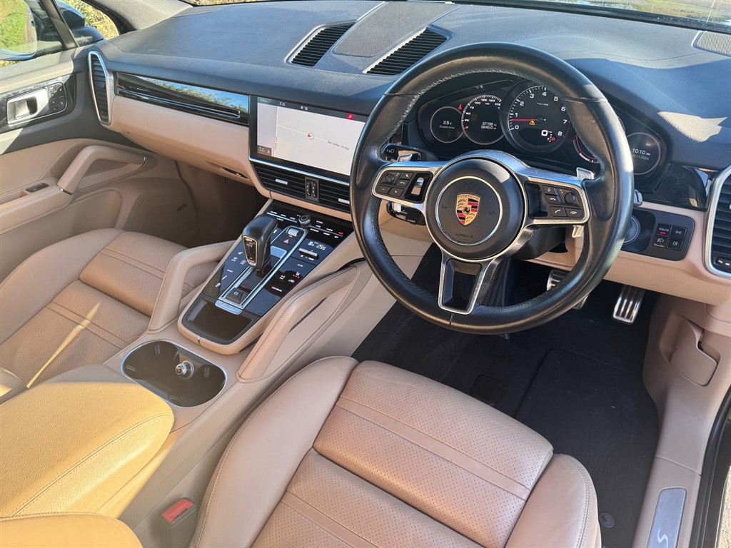 Used Porsche Cayenne 2018 for sale - 76628507: Photo 6